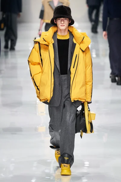 Look 42